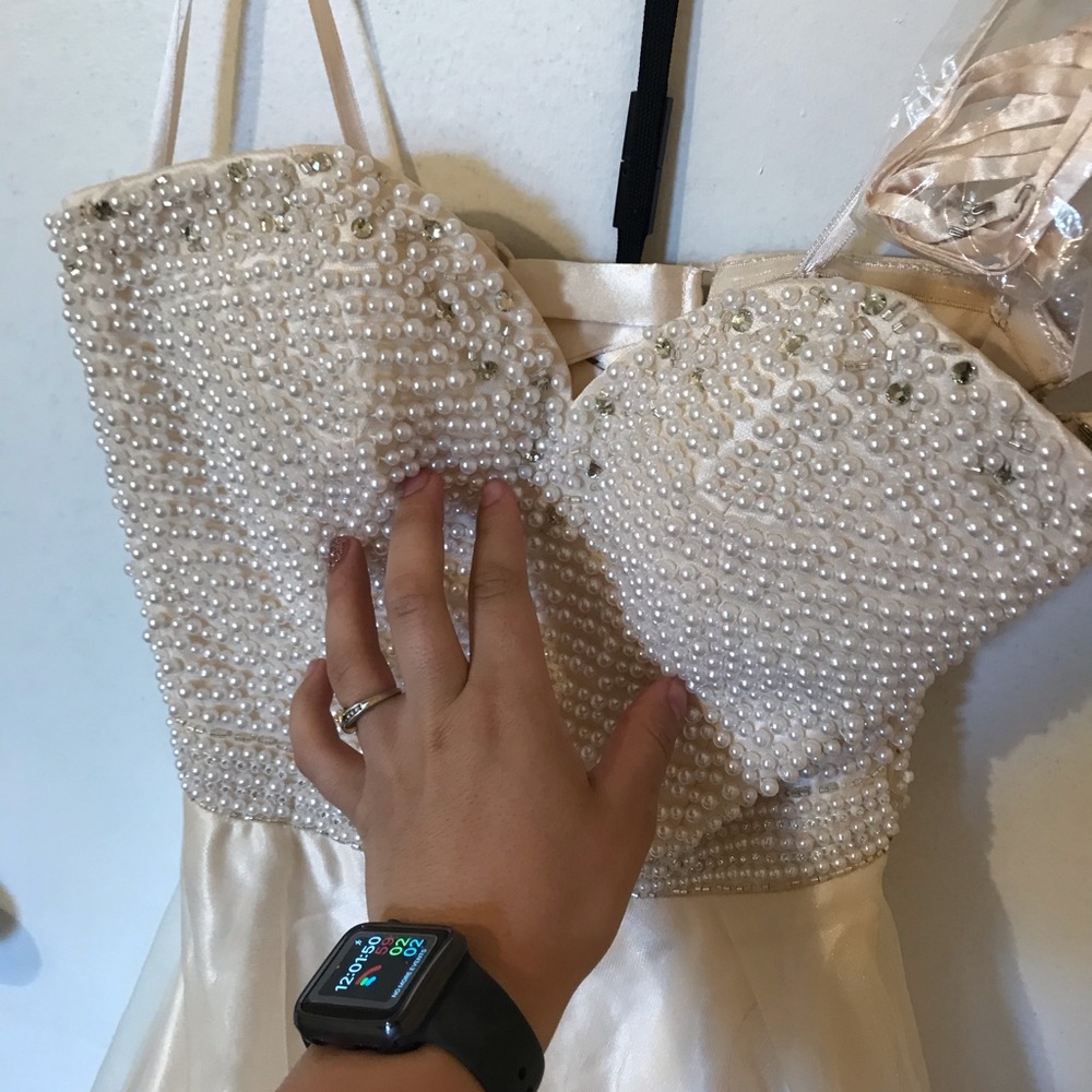PEARL/CHAMPAGNE PROM DRESS